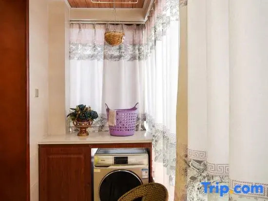 Yinhe Shanshui Jiayuan Homestay