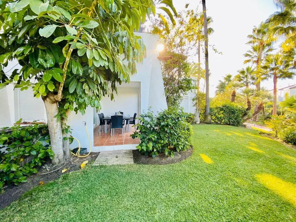 House With 3 Bedrooms in Estepona, With Pool Access, Enclosed Garden and Wifi - 150 m From the Beach