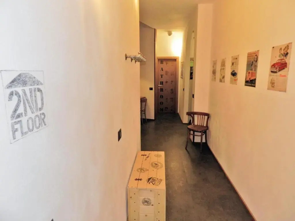2nd Floor - 5 Terre