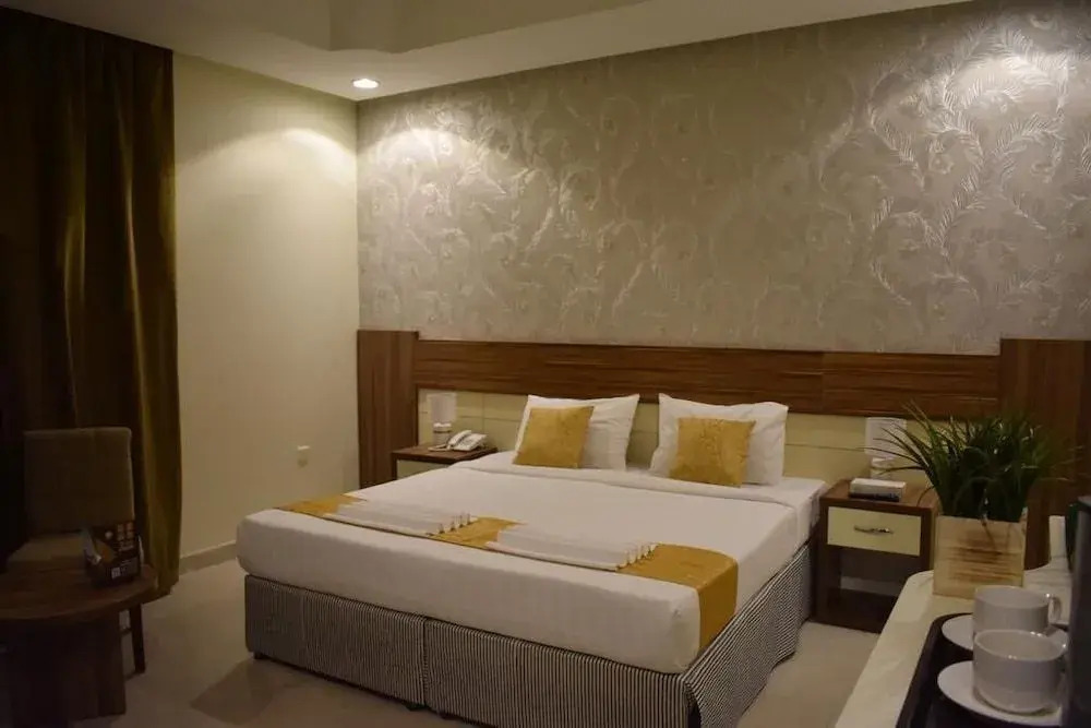 Snood Alnoor Hotel