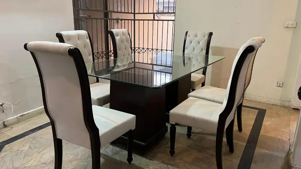 4 bed Spacious Villa