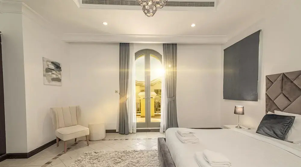 LUX Holiday Home - Frond P 1