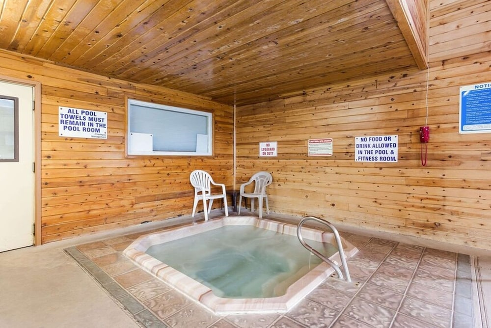 Urban Inn & Suites
