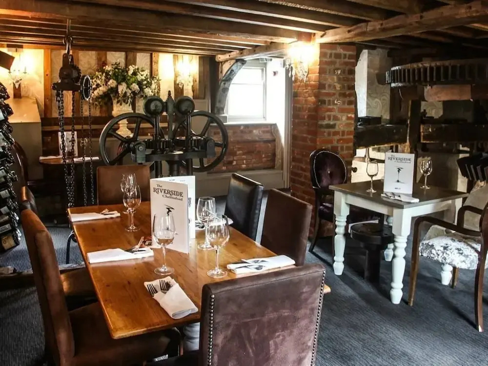 The Riverside Inn