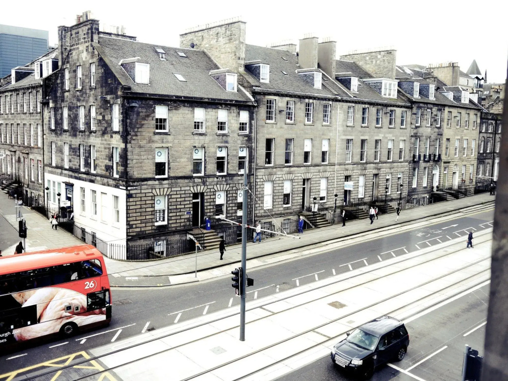 28 York Place Hotel