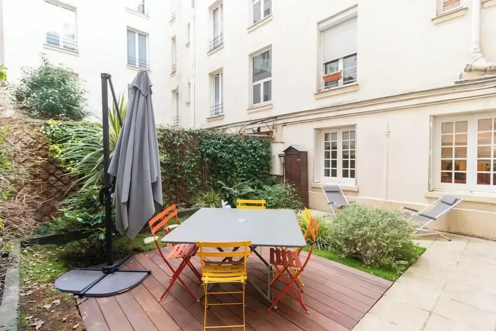 Superb Terrace Apart Champs Elysees Eiffel Tower