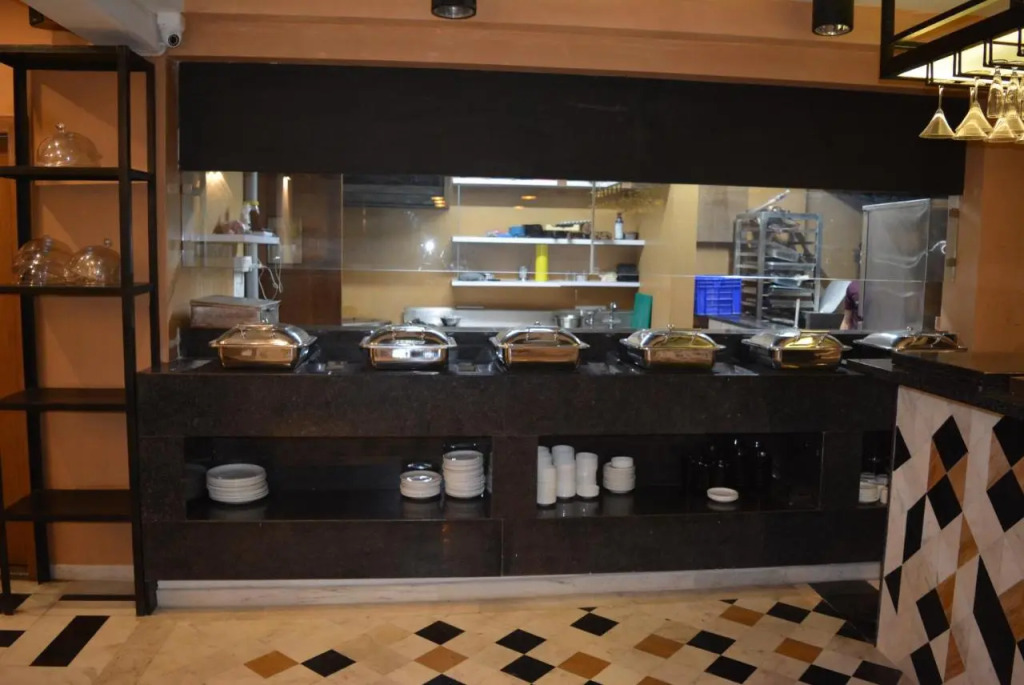 Naivara Boutique Hotel