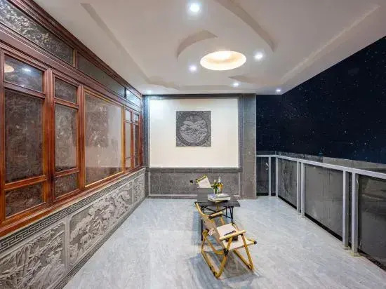 Dali Shuanglang Junxuan Haiju Baizu Homestay