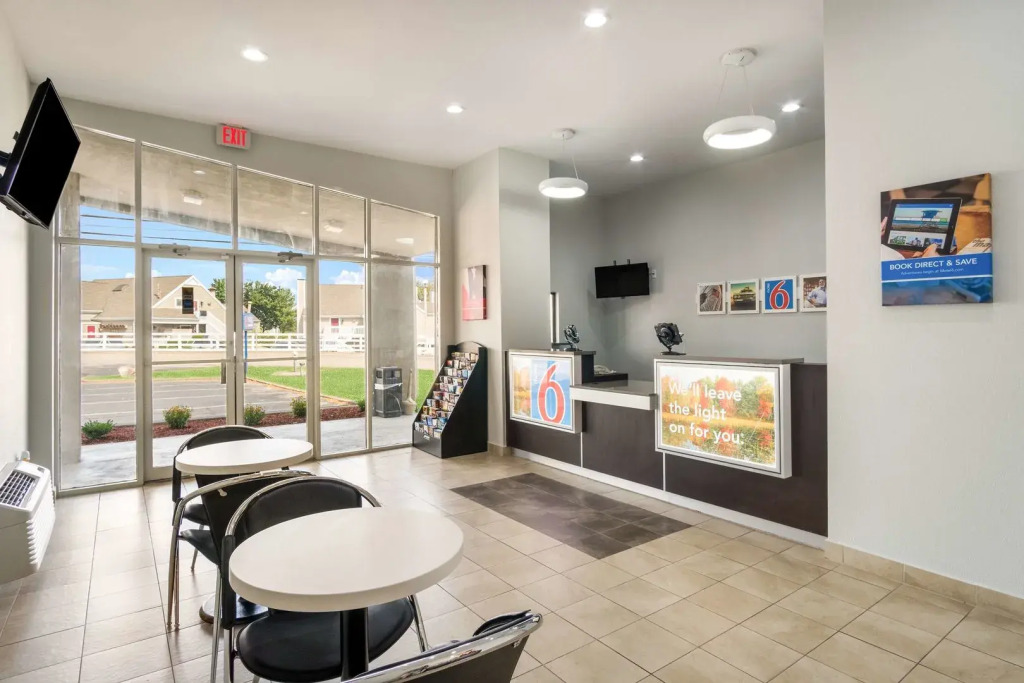 Motel 6-Lexington, KY - Airport