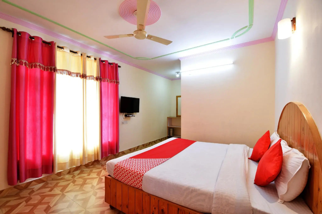 Hotel Thakur