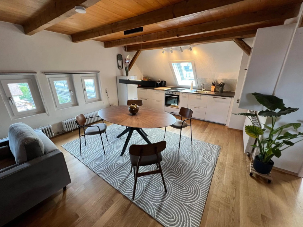 Wohlfühl Loft - Seenähe, Netflix, Boxspringbett, Küche