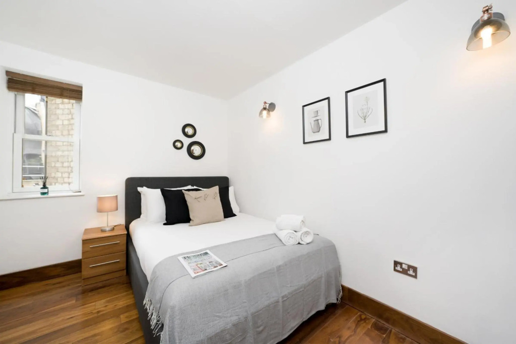 New! Big 2 Bedr/3 Beds Best Covent Garden!