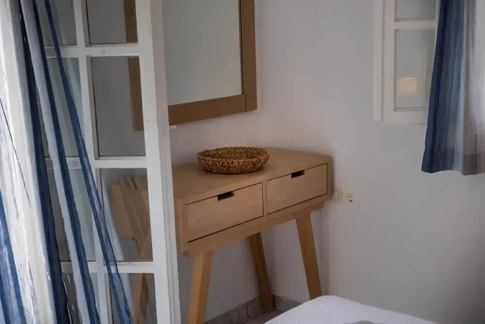 Naoussa Breeze Residence