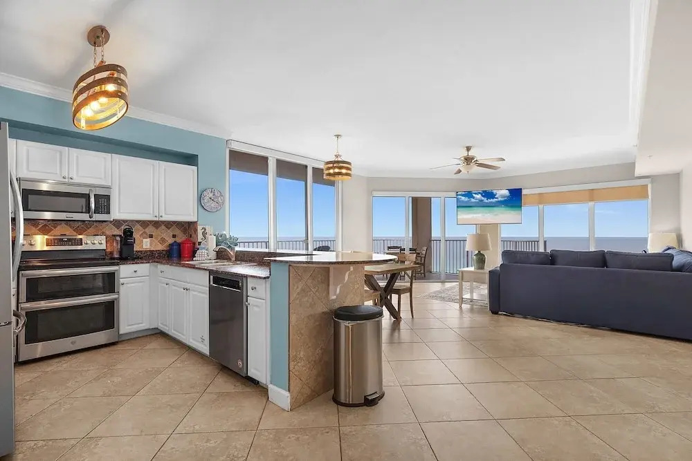 Sea Turtle Retreat! 3BR Beachfront Condo With Stunning Gulf Views Sleeps 8