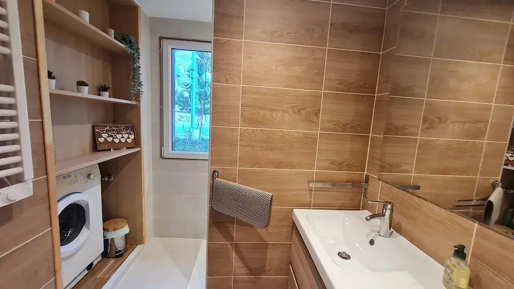 Family Apartment Near the Slopes