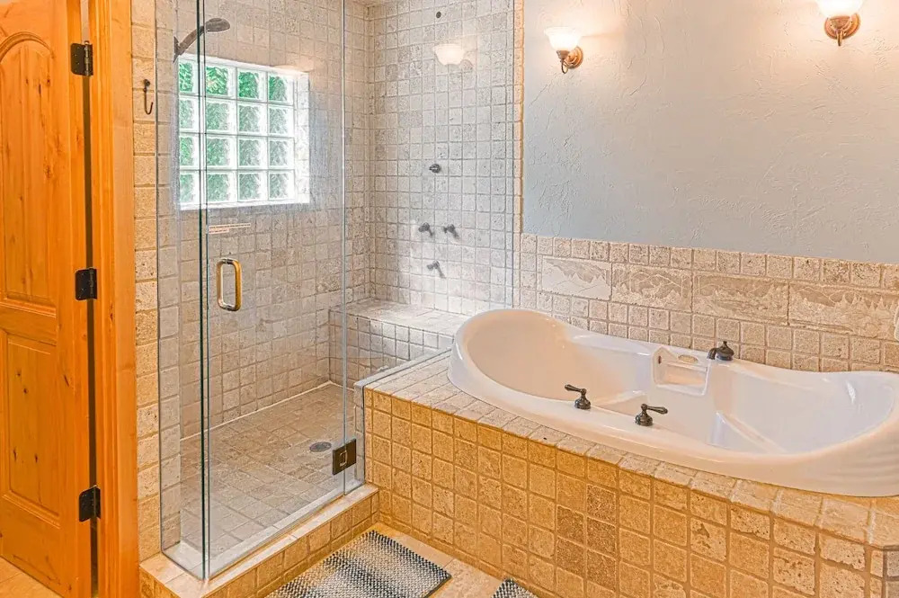 1361 County Rd Home #8 5 Bedrooms 3.5 Bathrooms Home