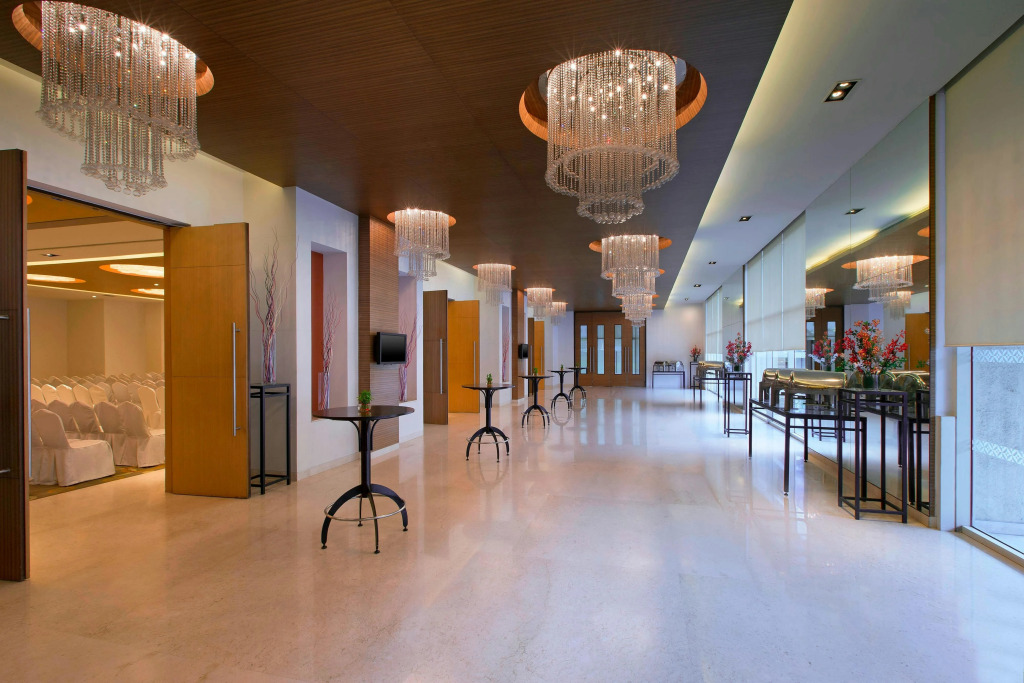 Four Points by Sheraton Hotel & Serviced Apartments, Pune