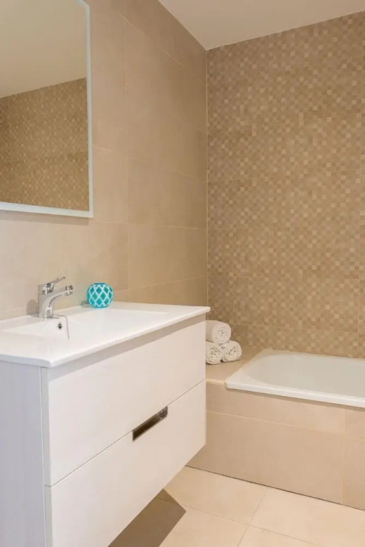 Alb luxury Apt