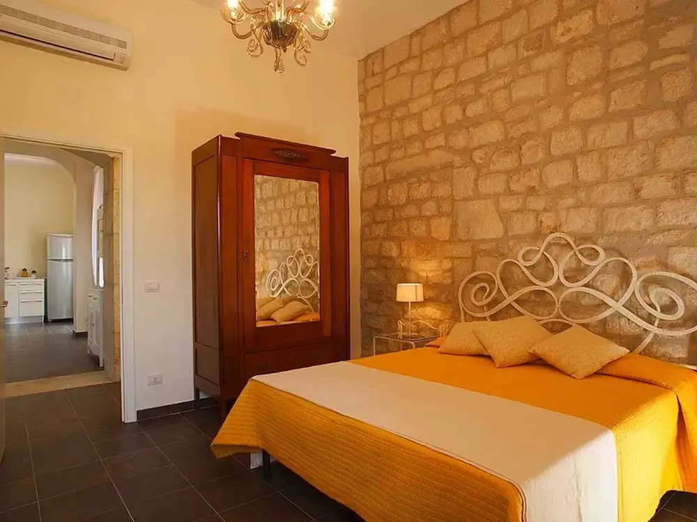 Charming Part of Traditional 'baglio' With Pool and Strategic Location