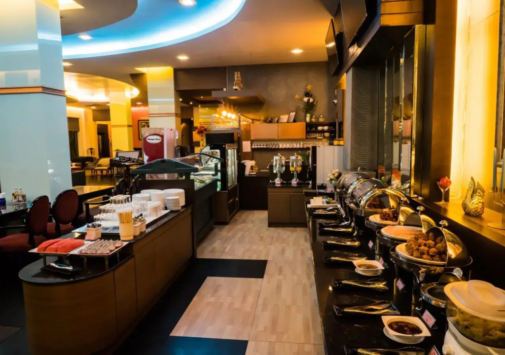 Atrium Boutique Hotel
