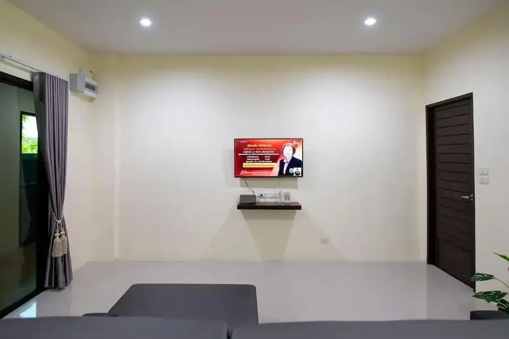 Thip Thip Hotel