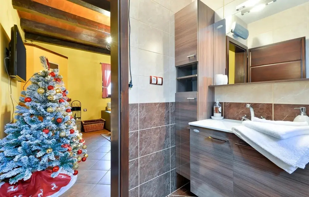 Stunning Home In Adamovec With Sauna
