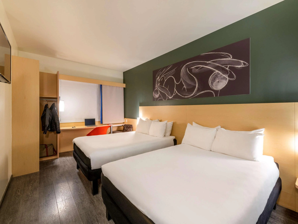 Ibis Queretaro