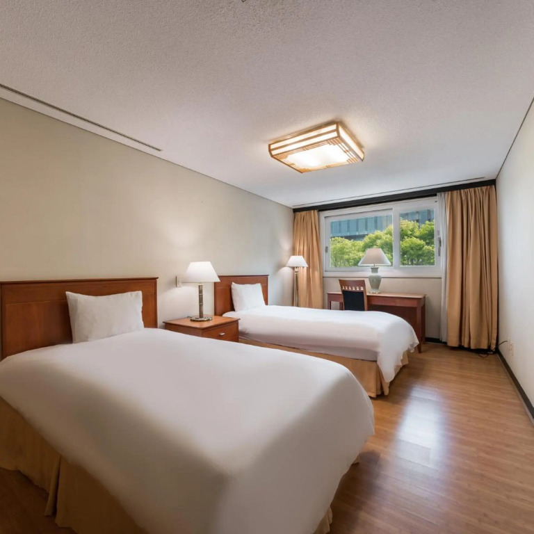 Swiss Grand Hotel 
