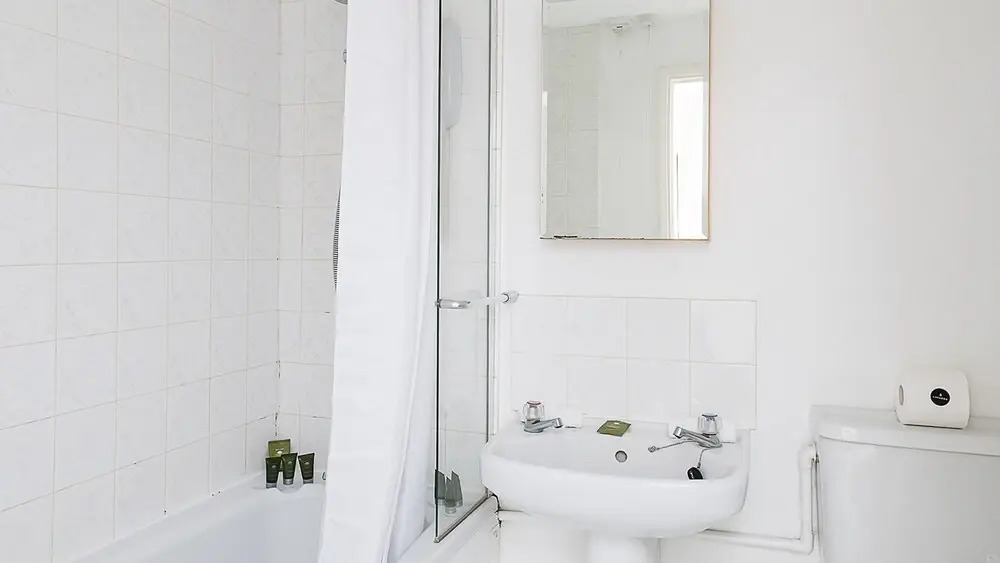Warm and Peaceful 1BR by the water in Mudchute
