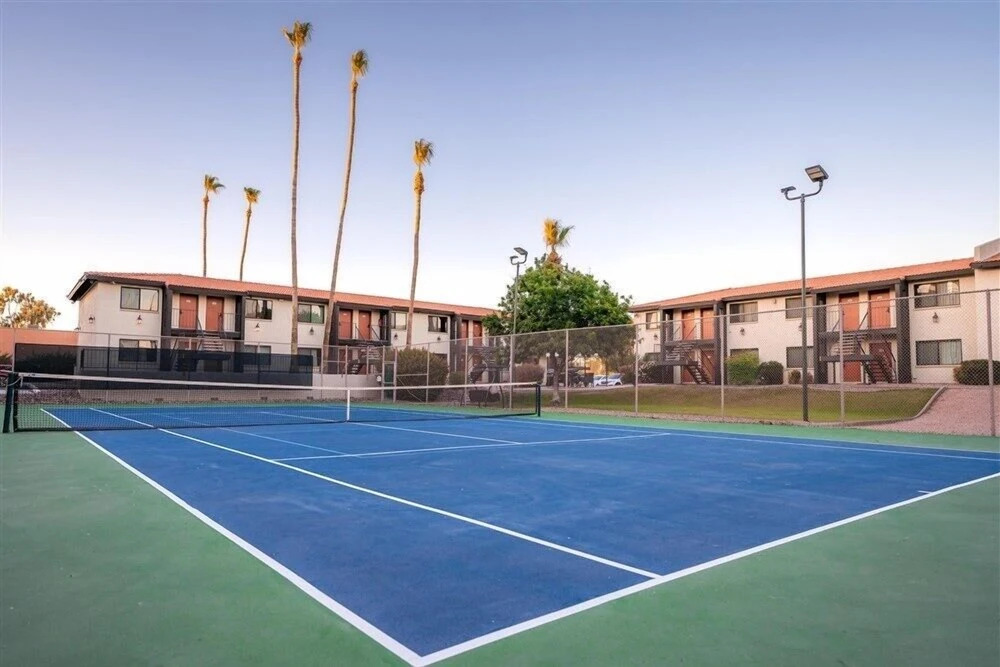 242-Fully Furnished 1BR Suite-Pet Friendly! by RedAwning