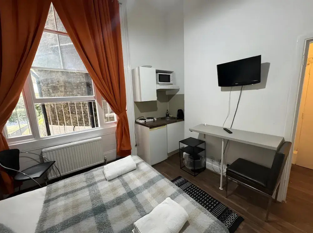 Remarkable Studio Apartment in London