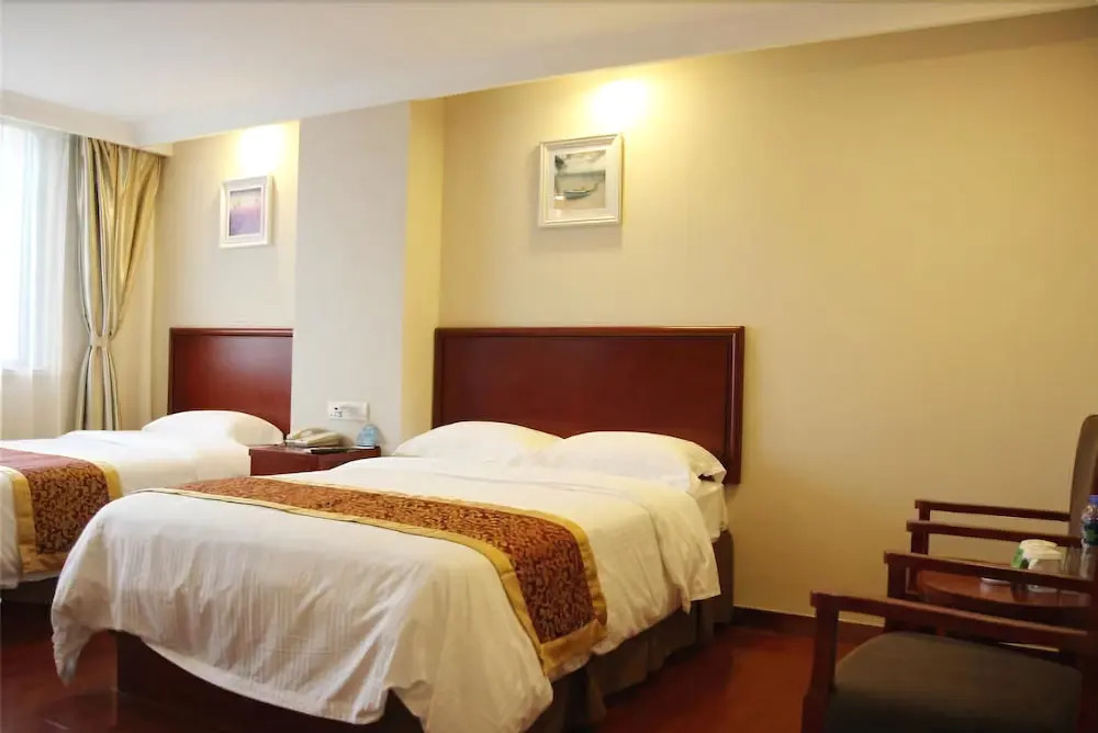Greentree Inn Guangxi Road Express Hotel