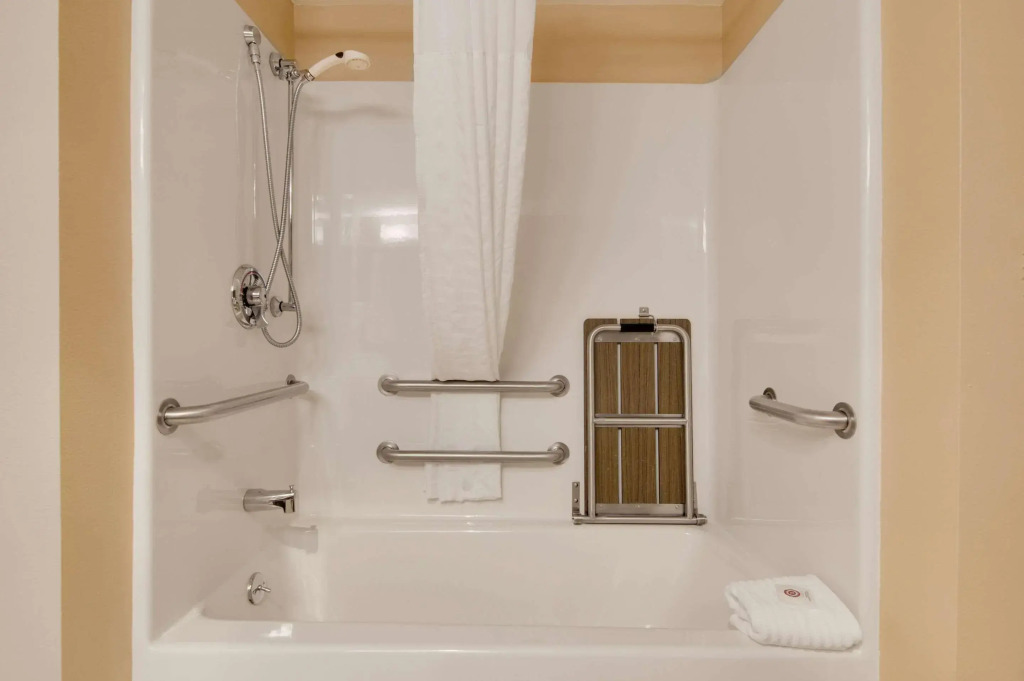 Comfort Inn Airport
