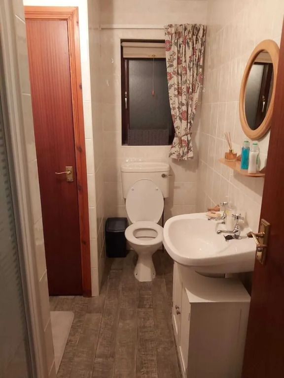 Foot of the Mournes - Cottage - Sleeps 4 - Parking