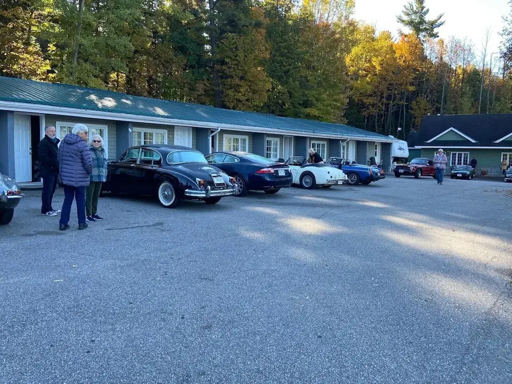 The Ash Grove Inn