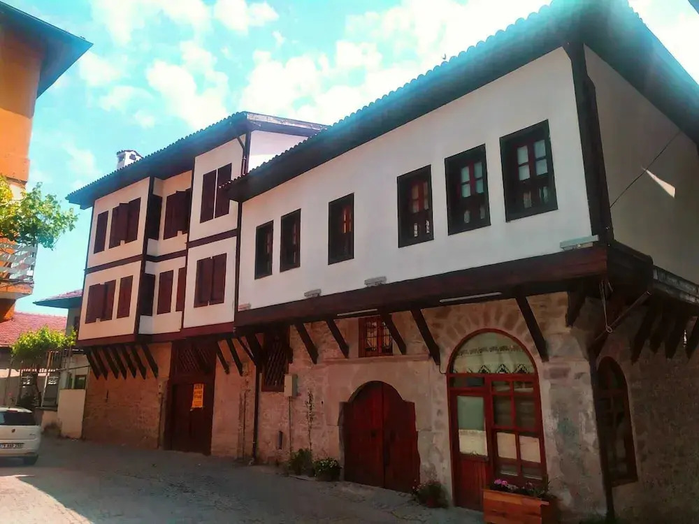 Aya Konak