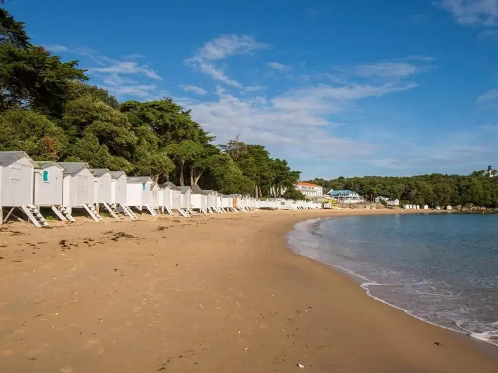 Maison indépendante avec terrasse, proche plage et terrain de 1100 m², Noirmoutier-en-lÎle - FR-1-224B-108