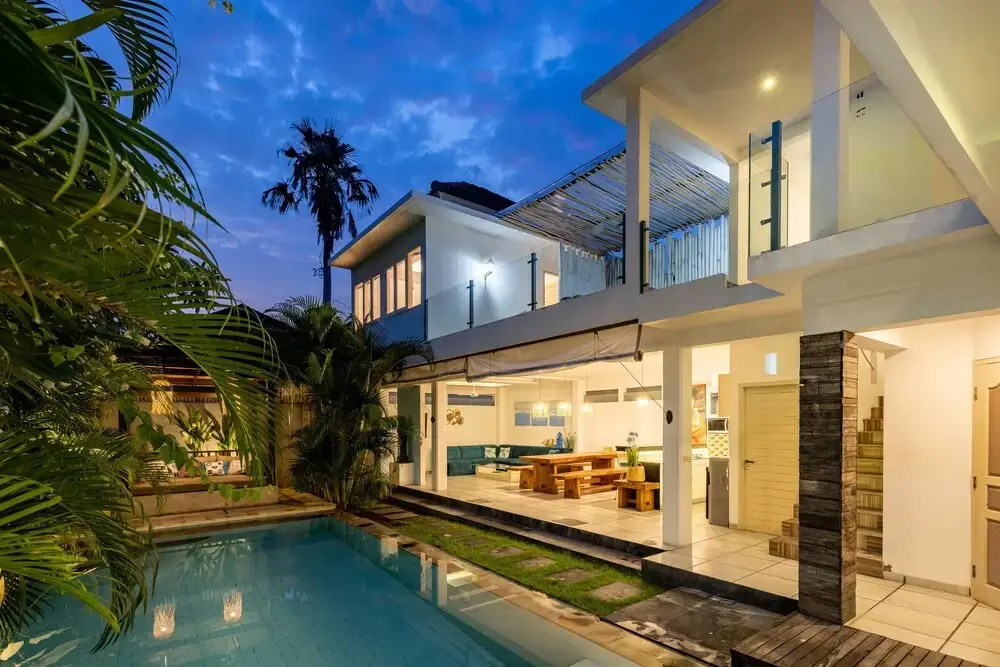 Villa Duadewi 4BR in the Heart of Seminyak by Santi Management
