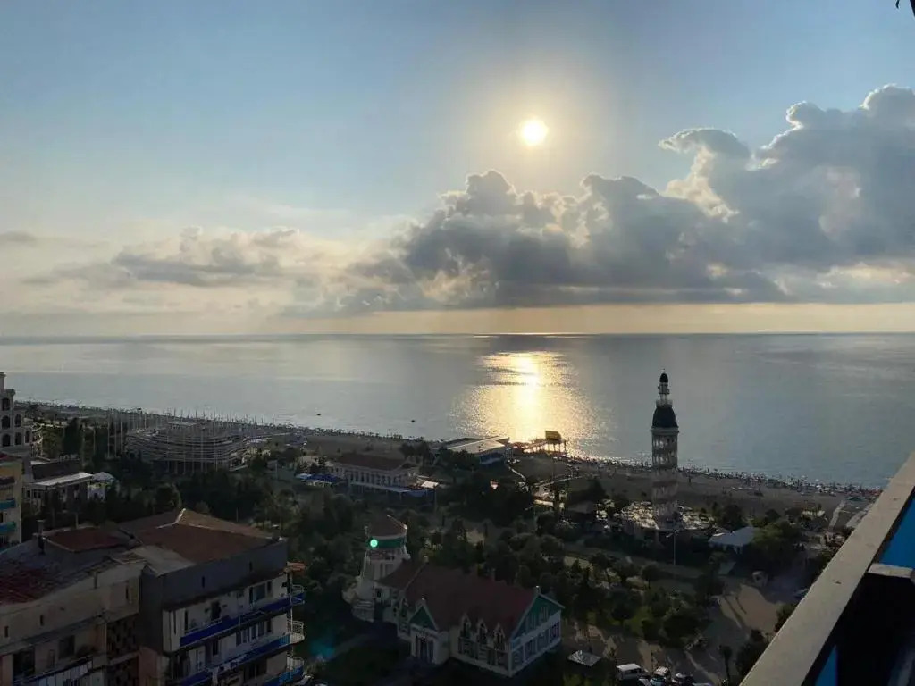 Sea view apart-hotel ORBI TWIN TOWERS 1413