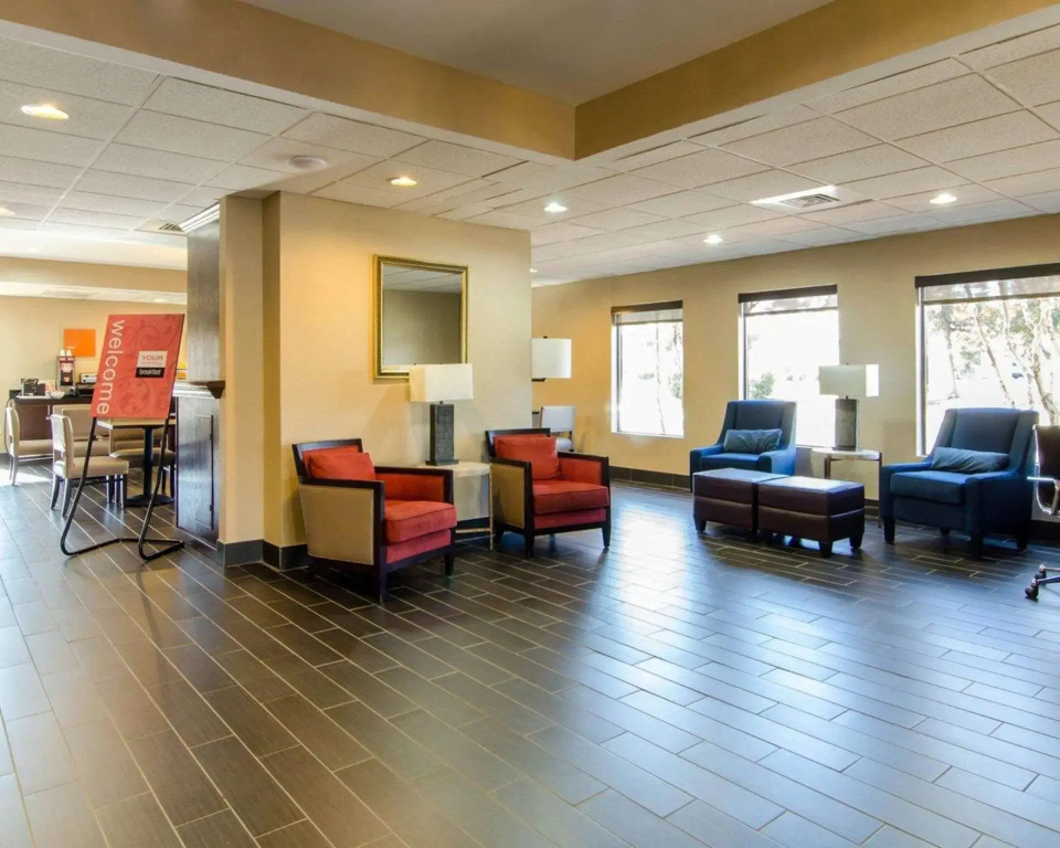 Clarion Pointe Apex - Holly Springs