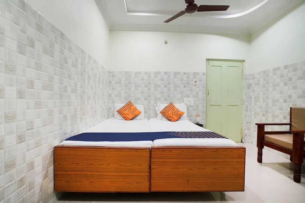 Super Hotel O Sridhar