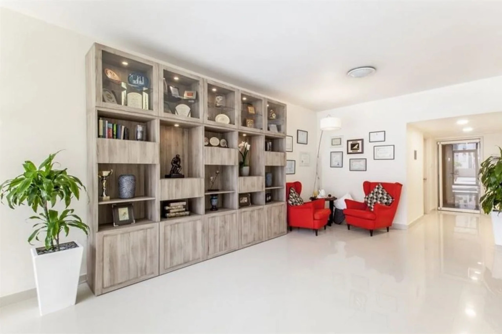 Golden Sands Hotel Apartments