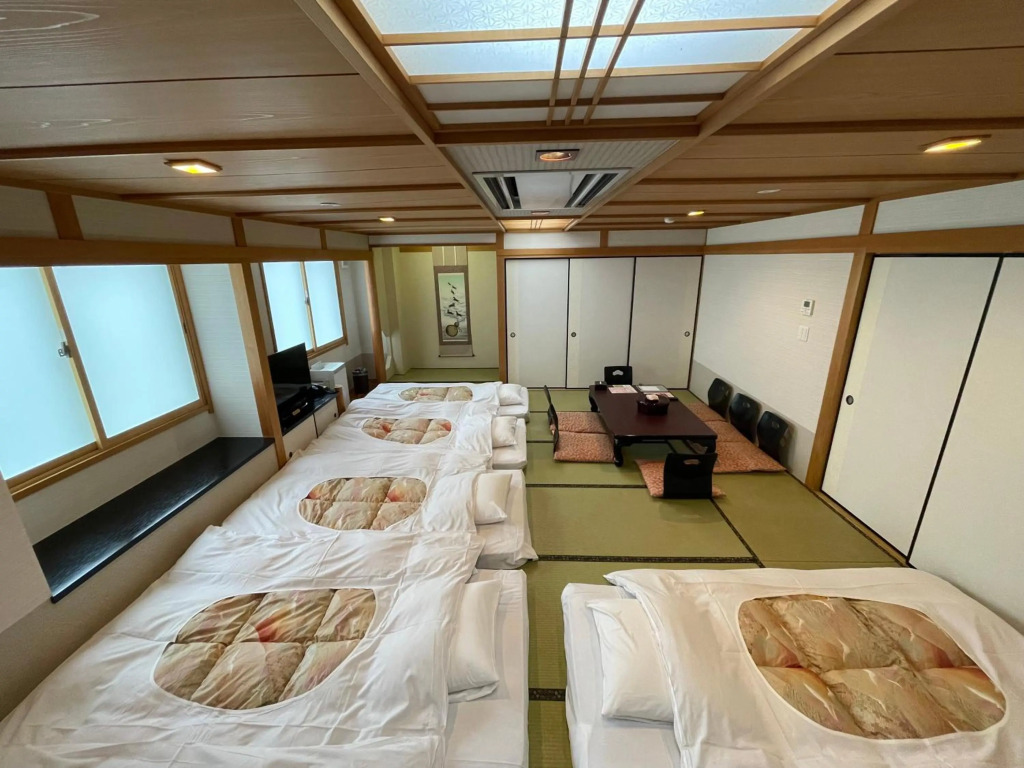 Nagoya Katei Miyoshi