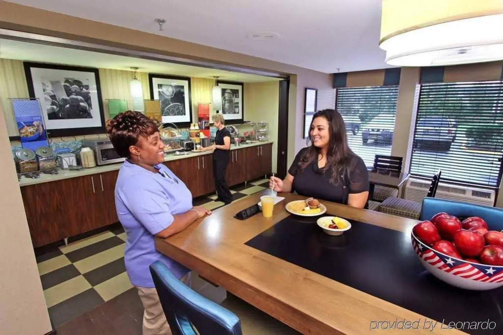 Hampton Inn by Hilton Milford