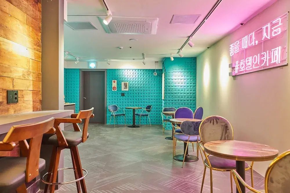 Hotel in Cafe Doksan
