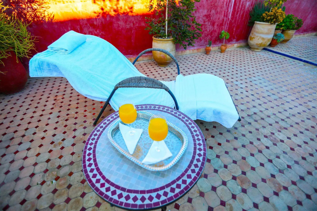 Riad Toyour- Riad of birds
