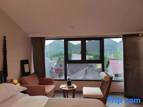 Xiaoshihou. Xiaoshihou Homestay (Border City Chatong Scenic Area)
