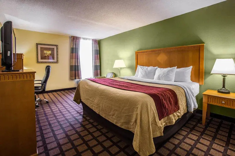 Rodeway Inn Millennium