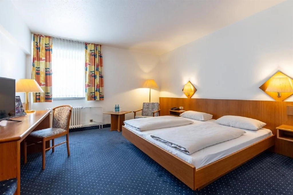 Fly Inn Hotel Frankfurt Airport Rüsselsheim ehemals Trip Inn Hotels