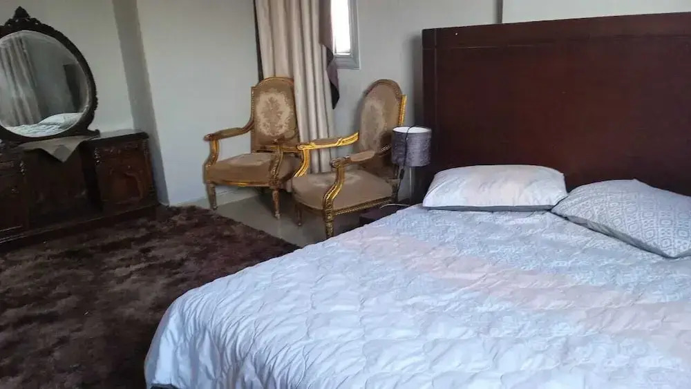 Female only A Room in 3 rooms CITYCENTRE